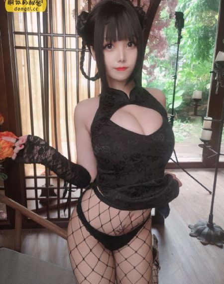 部队里被咬住花蒂吹潮的导演是谁