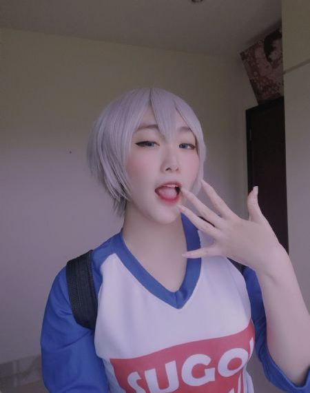 候勇