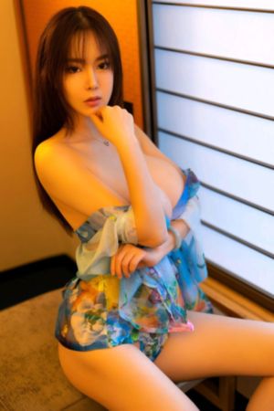 踢足球