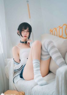 《自宅警备员》