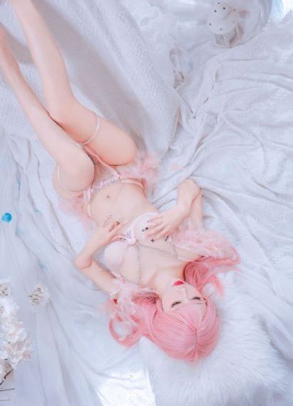 年轻的女教师2观看