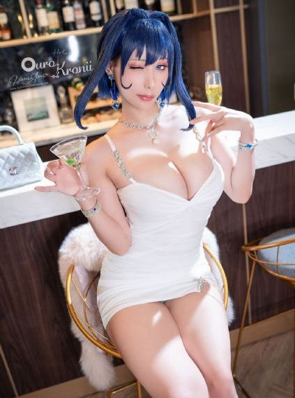 老卫和淑蓉的船上生活视频