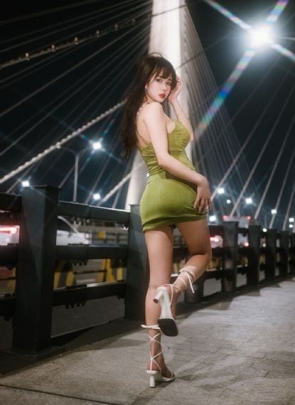 私教贿赂电影