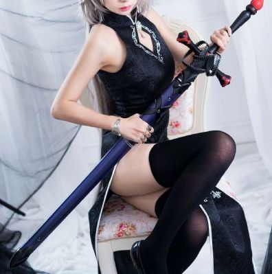 满月之下请相爱