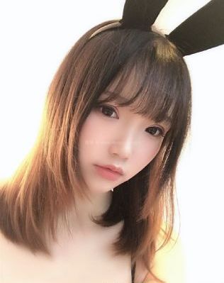 何平