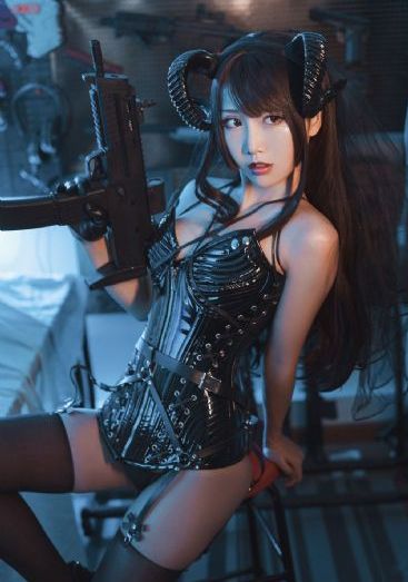 总裁夫人身兼多职短剧免费观看